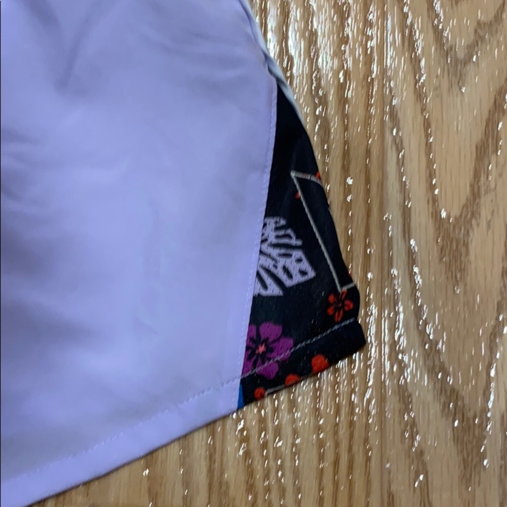Girl’s Nike Shorts - Picture 5 of 5